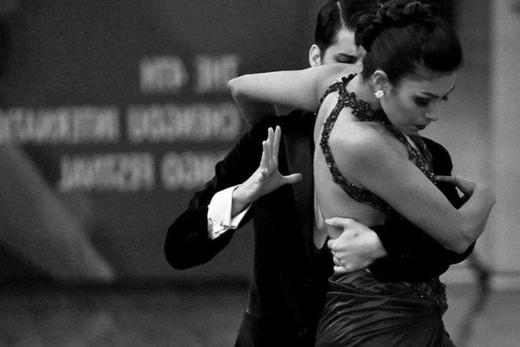 Le danze popolari argentine: tango, milonga e folklore